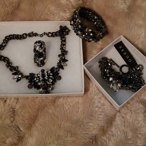 Guess chain bracelet - Picture 3 of 3